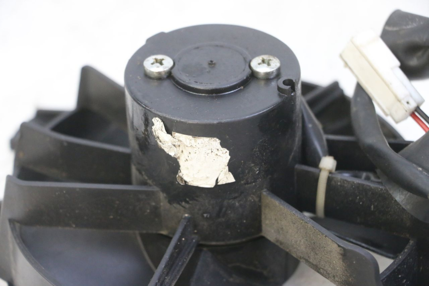 photo de VENTILATOR PIAGGIO MP3 LT 300 (2010 - 2016) - Zoom auf Gebrauchszustand