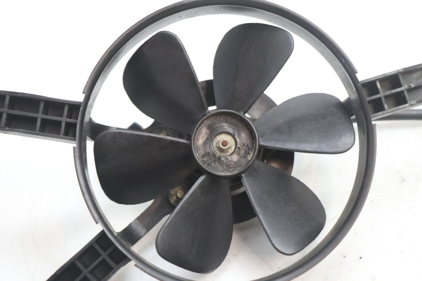 photo de VENTILATOR KYMCO MXU R 250 (2004 - 2010) - Detailansicht des Bauteils