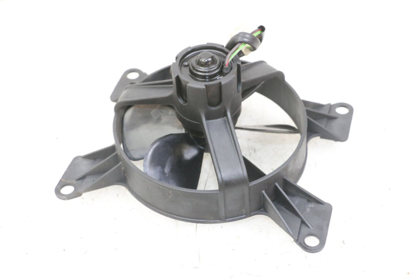 photo de VENTILATOR PEUGEOT ELYSTAR 125 (2002 - 2007) - Zoom auf Gebrauchszustand