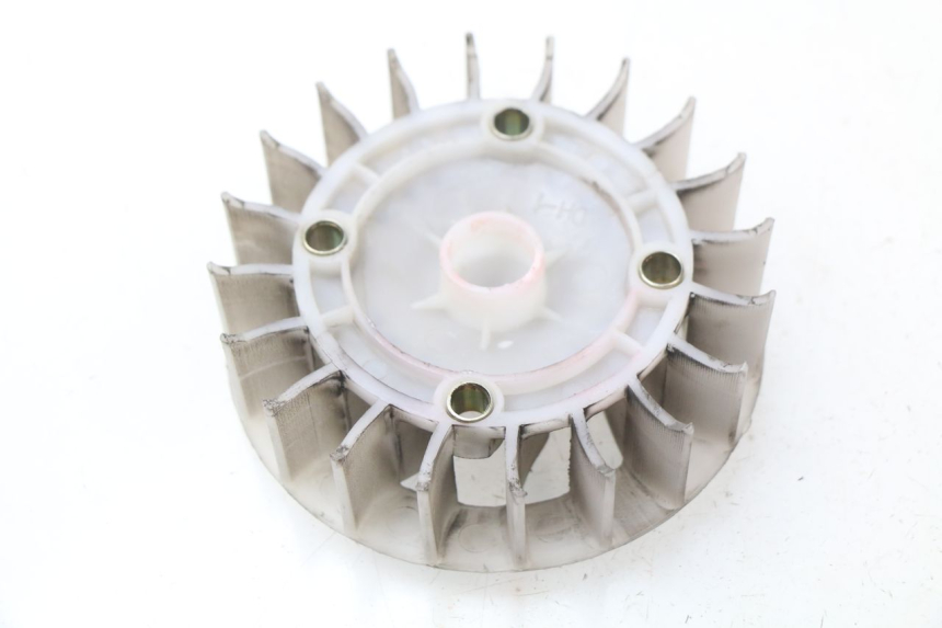photo de VENTILATOR TNT MOTOR ROMA 10' 4T 50 (2019 - 2022) - Detailansicht des Bauteils