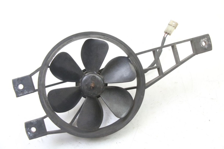 photo de VENTILATOR PEUGEOT SATELIS COMPRESSOR K15 125 (2006 - 2009) - Zoom auf Gebrauchszustand