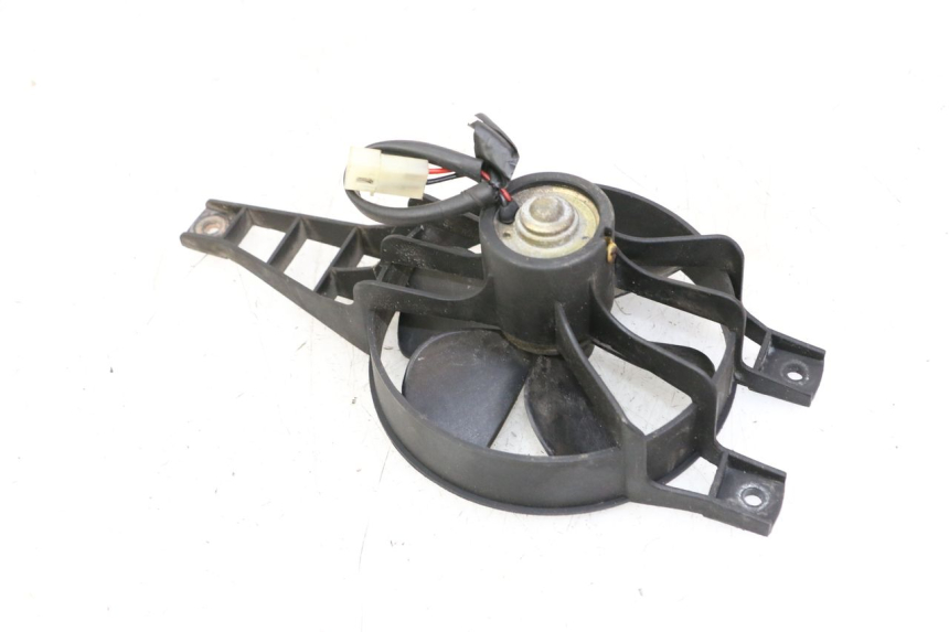 photo de VENTILATOR PEUGEOT SATELIS 125 (2013 - 2018) - Detailansicht des Bauteils