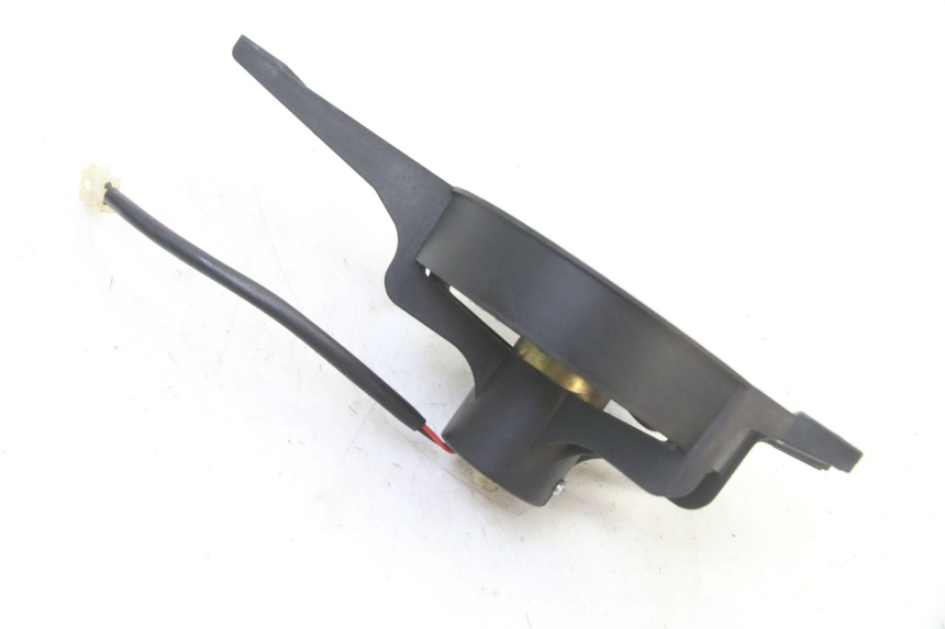 photo de VENTILATOR PEUGEOT SATELIS 125 (2013 - 2018) - Zoom auf Gebrauchszustand