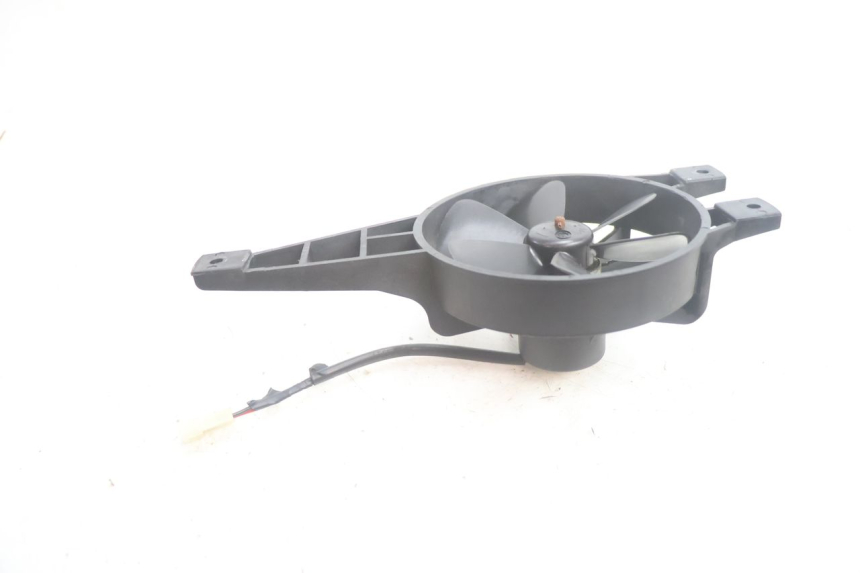 photo de VENTILATOR PEUGEOT SATELIS 125 (2013 - 2018) - Detailansicht des Bauteils
