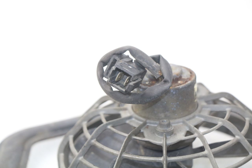 photo de VENTILATOR APRILIA SCARABEO GT 125 (1999 - 2007) - Zoom auf Gebrauchszustand