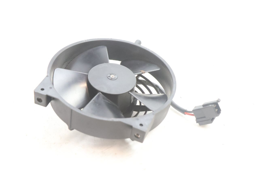 photo de VENTILATOR APRILIA SCARABEO GT 125 (1999 - 2007) - Detailansicht des Bauteils