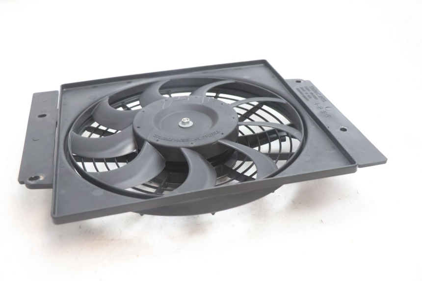 photo de VENTILATOR CAN-AM SPYDER RS 1000 (2008 - 2012) - Zoom auf Gebrauchszustand