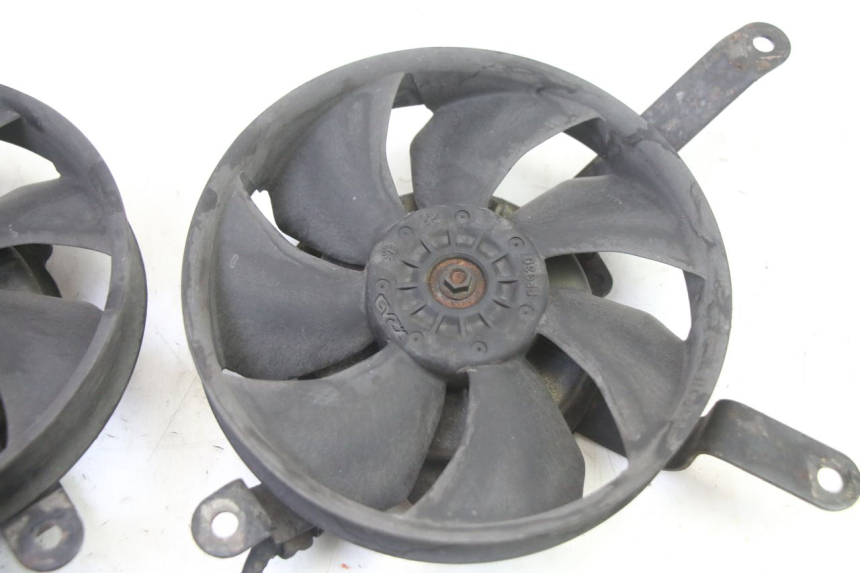 photo de VENTILATOR HONDA ST PAN EUROPEAN 1300 (2002 - 2013) - Zoom auf Gebrauchszustand