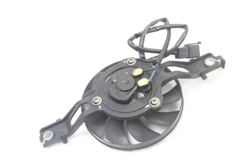 photo de VENTILATOR SUZUKI BURGMAN 125 (2015 - 2017) - Alternative Perspektive