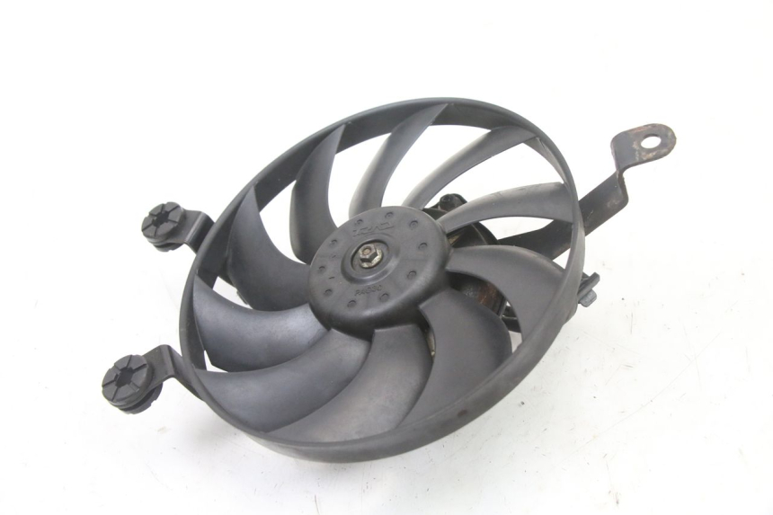 photo de VENTILATOR SUZUKI GSX F GSXF 650 (2007 - 2015) - Detailansicht des Bauteils