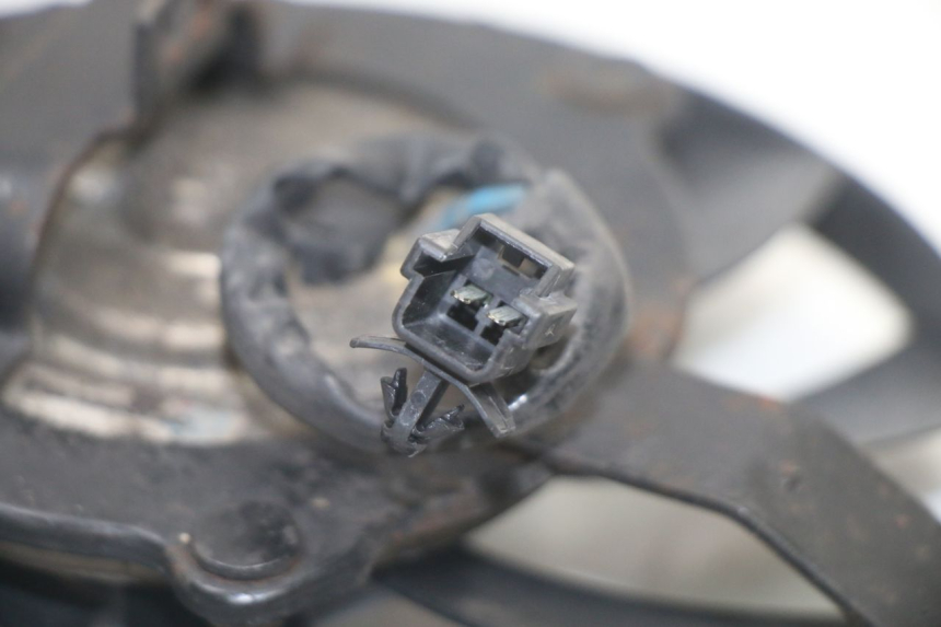 photo de VENTILATOR SUZUKI GSX F GSXF 650 (2007 - 2015) - Technische Nahaufnahme