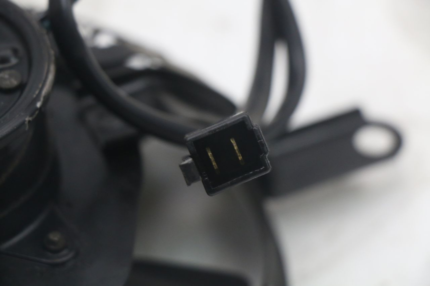 photo de LüFTER SUZUKI SV S 650 (1999 - 2002) - Technische Nahaufnahme