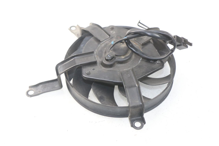 photo de VENTILATOR YAMAHA TDM ABS 900 (2002 - 2014) - Zoom auf Gebrauchszustand