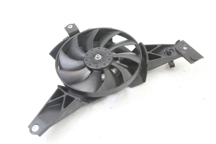 photo de VENTILATOR YAMAHA TRACER 7 700 (2020 - 2024) - Detailansicht des Bauteils