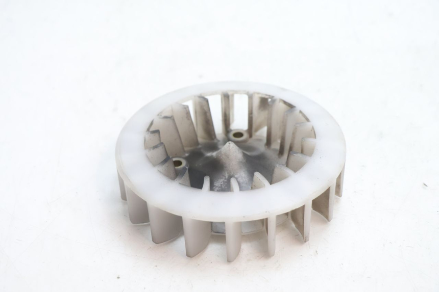 photo de VENTILATOR PEUGEOT TREKKER 50 (1995 - 2004) - Detailansicht des Bauteils