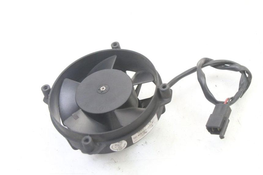 photo de LüFTER SUZUKI UH BURGMAN 125 (2002 - 2006) - Alternative Perspektive