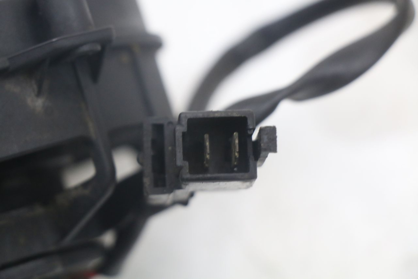 photo de LüFTER YAMAHA XMAX X-MAX 125 (2006 - 2009) - Alternative Perspektive