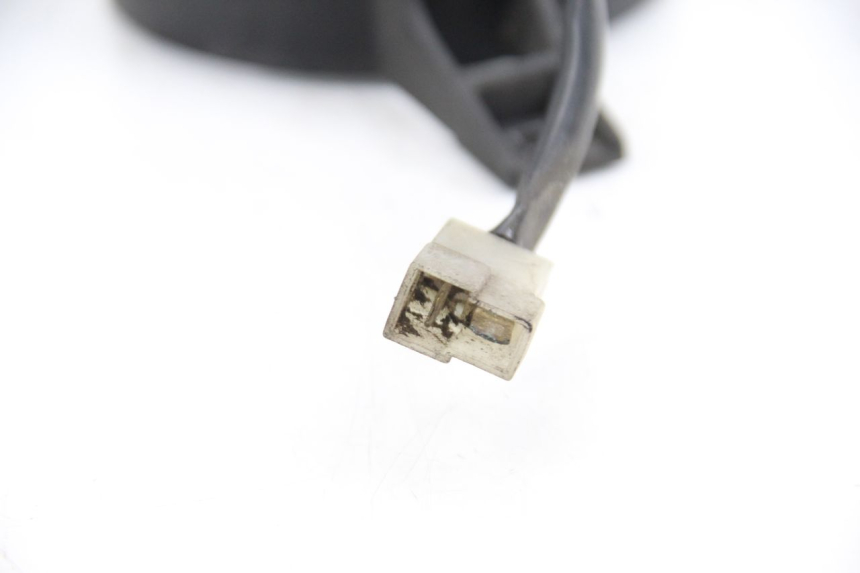 photo de VENTILATOR PIAGGIO X9 EVOLUTION 125 (2003 - 2007) - Details der Befestigungspunkte