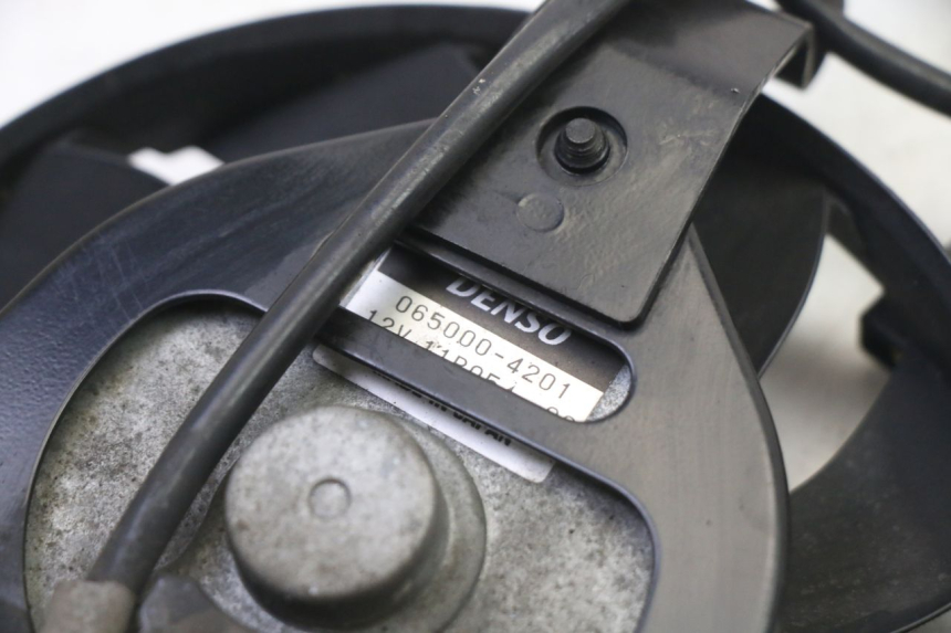 photo de VENTILATOR YAMAHA XJ6 ABS 600 (2008 - 2016) - Gesamtansicht des Produkts