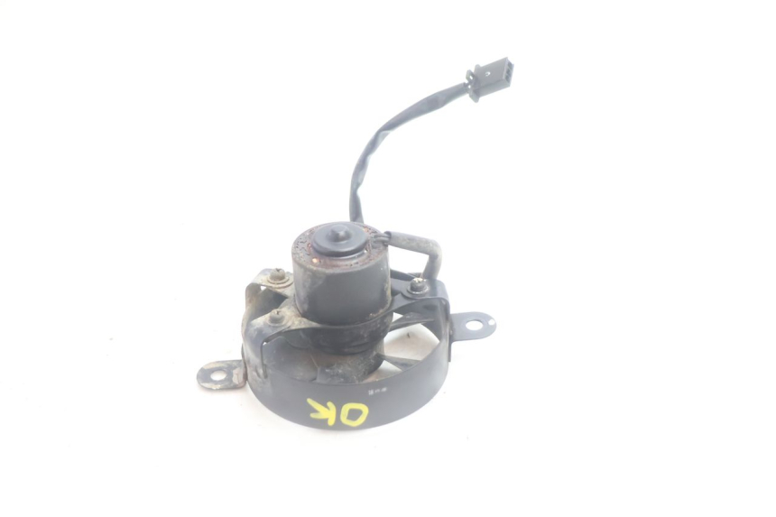 photo de VENTILATOR HONDA XLV VARADERO 125 (2007 - 2012) - Zoom auf Gebrauchszustand