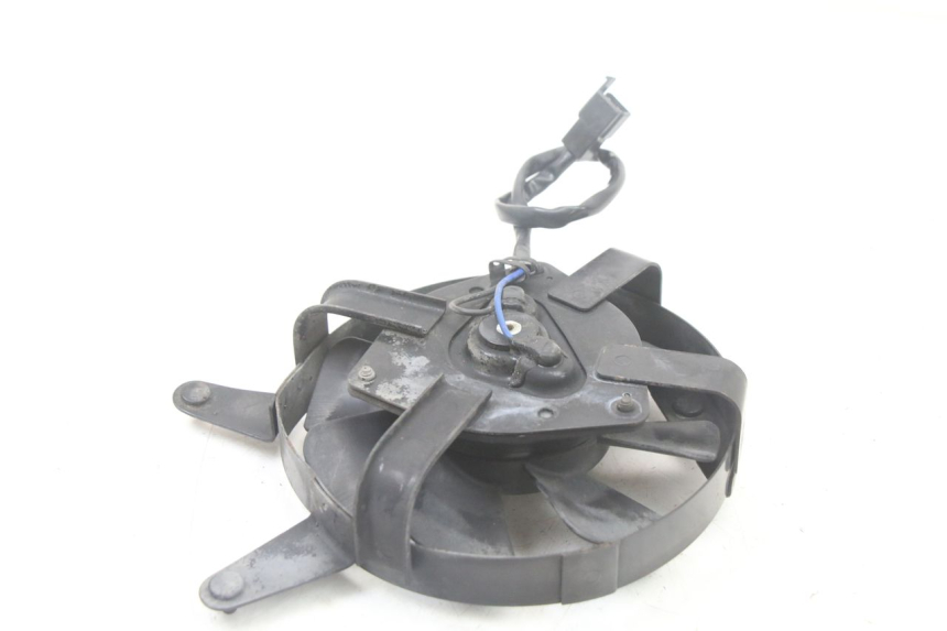 photo de LüFTER YAMAHA FZS FAZER 600 (2001 - 2003) - Alternative Perspektive