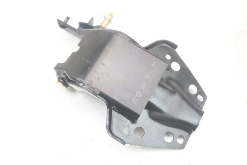 photo de KOFFERRAUMZYLINDER QUADRO 3D S 350 (2013 - 2018) - Details der Befestigungspunkte