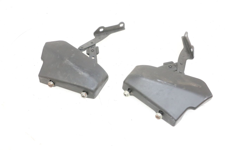 photo de FEDERBEIN HELMFACH PIAGGIO MP3 RL 250 (2006 - 2010) - Zoom auf Gebrauchszustand