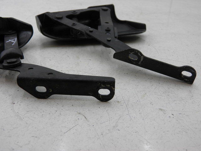 photo de FEDERBEIN HELMFACH PIAGGIO MP3 RL 125 (2006 - 2014) - Detailansicht des Bauteils