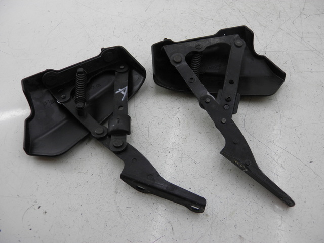 photo de FEDERBEIN HELMFACH PIAGGIO MP3 RL 125 (2006 - 2014) - Zoom auf Gebrauchszustand