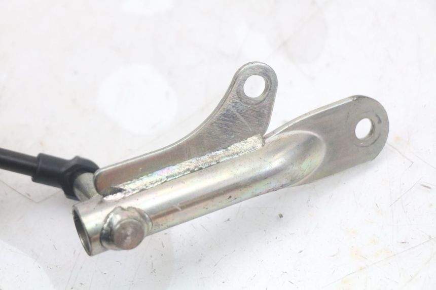 photo de KOFFERRAUMZYLINDER YAMAHA XMAX X-MAX ABS 125 (2017 - 2020) - Details der Befestigungspunkte