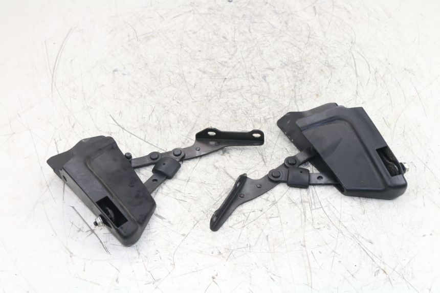 photo de FEDERBEIN HELMFACH PIAGGIO XEVO - X EVO 125 (2010 - 2015) - Hauptansicht