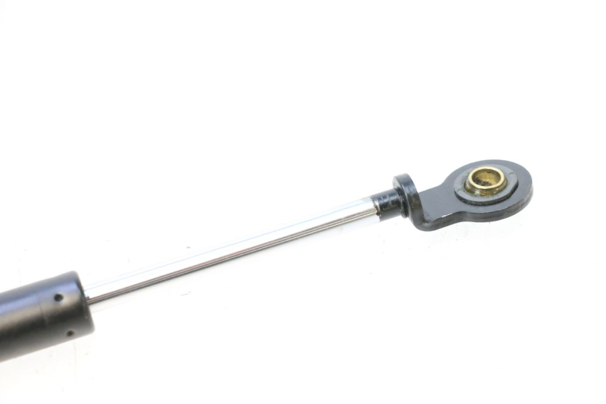 photo de FEDERBEIN SITZ SYM GTS EVO 125 (2009 - 2013) - Zoom auf Gebrauchszustand