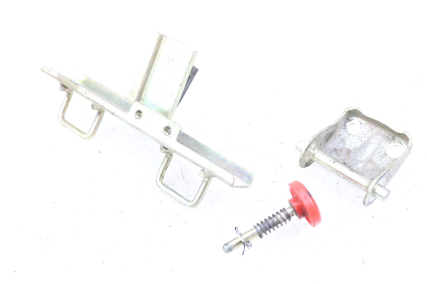 photo de SATTEL SCHLOSS HYOSUNG GTR 125 (2006 - 2008) - Hauptansicht