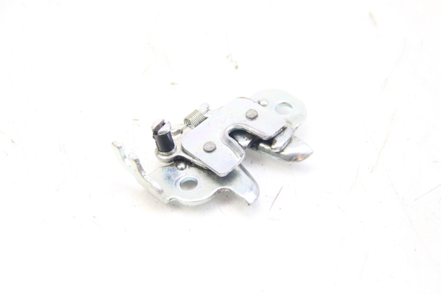 photo de SITZVERRIEGELUNG PEUGEOT KISBEE 4T 50 (2018 - 2022) - Hauptansicht