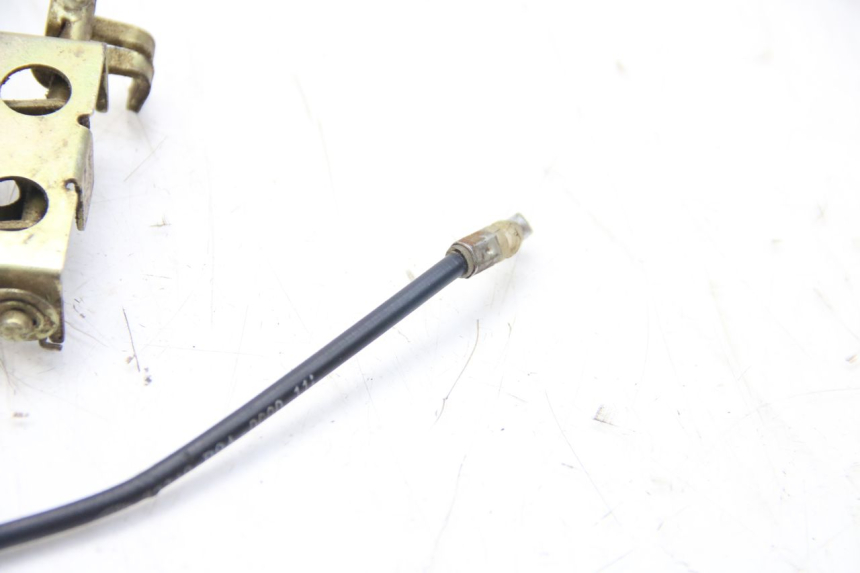 photo de SITZBANKSCHLOSS SYM WOLF SB 125 (2011 - 2018) - Zoom auf Gebrauchszustand