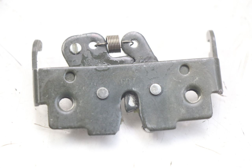 photo de SATTEL SCHLOSS YAMAHA X-CITY XCITY 125 (2007 - 2013) - Detailansicht des Bauteils