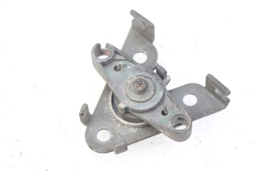 photo de VERRIEGELUNGSKLAPPE PEUGEOT DJANGO 2T 50 (2014 - 2019) - Zoom auf Gebrauchszustand