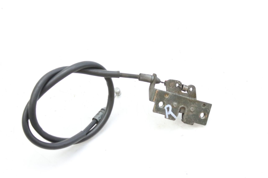 photo de VERRIEGELUNGSKLAPPE HONDA FES PANTHEON 125 (2003 - 2007) - Zoom auf Gebrauchszustand