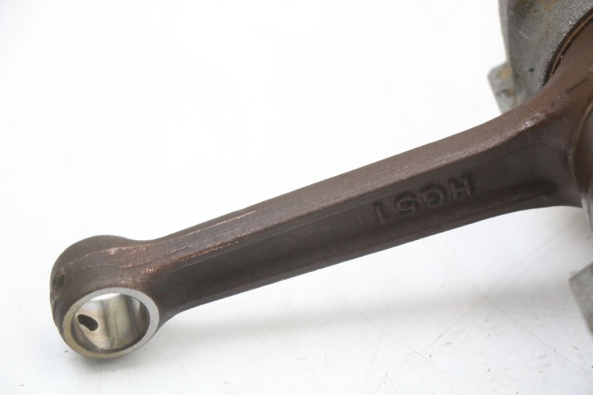 photo de KURBELWELLE HYOSUNG GV AQUILA 125 (2000 - 2009) - Details der Befestigungspunkte