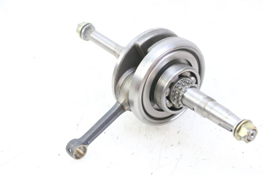 photo de KURBELWELLE DAELIM BESBI 125 (2007 - 2008) - Weitere Ansicht des Artikels