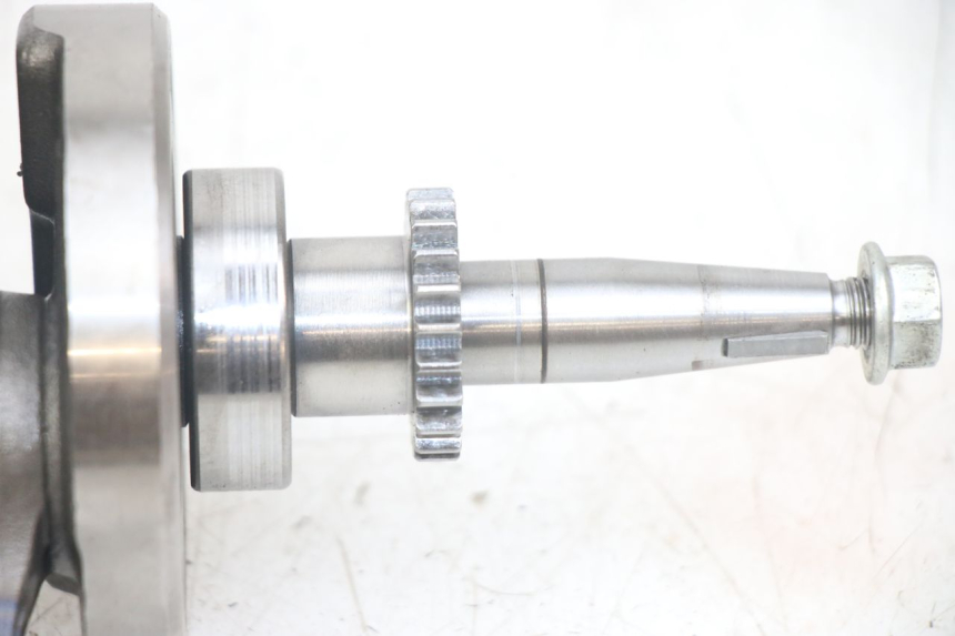 photo de KURBELWELLE JM MOTORS EVOLIS 4T 50 (2018 - 2022) - Details der Befestigungspunkte