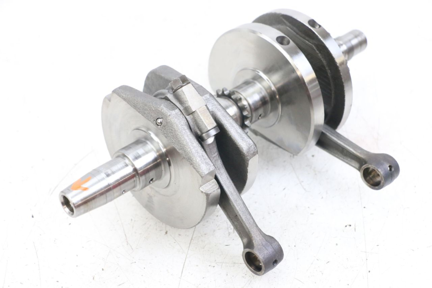 photo de KURBELWELLE SUZUKI GSX E 250 (1982 - 1983) - Hauptansicht