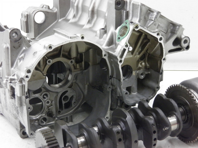 photo de KURBELWELLE HONDA CB F HORNET 600 (1998 - 1999) - Fokus auf die Struktur