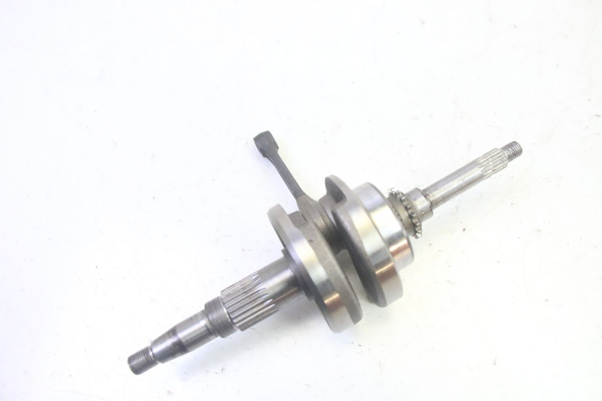 photo de KURBELWELLE YAMAHA NEOS NEO'S 4T 50 (2008 - 2016) - Details der Befestigungspunkte