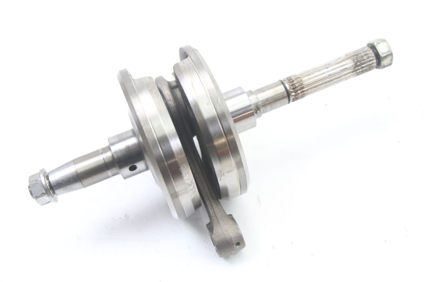 photo de KURBELWELLE PIAGGIO X8 125 (2004 - 2007) - Details der Befestigungspunkte