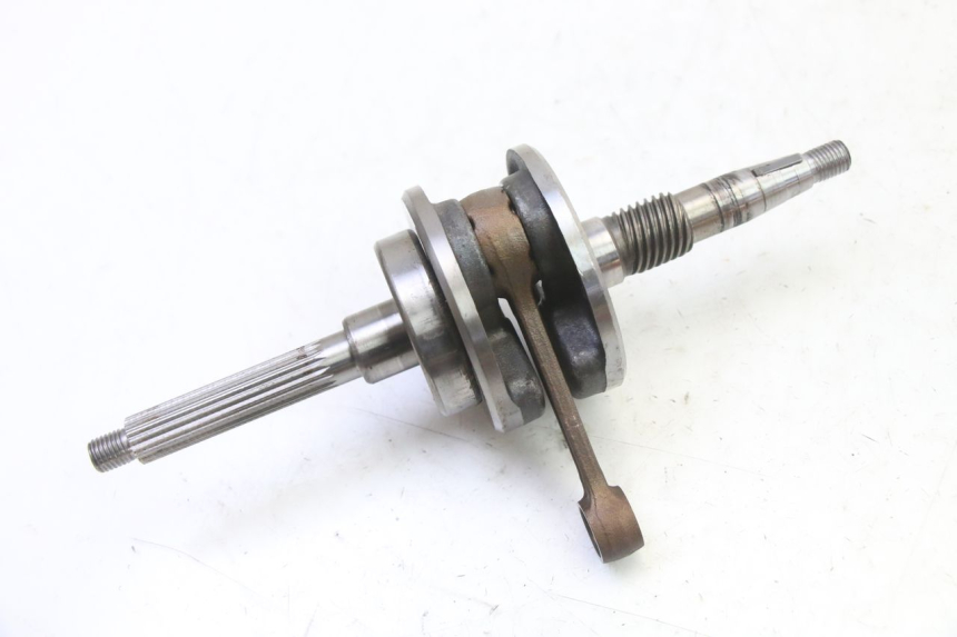 photo de KURBELWELLE PGO RODOSHOW 2T 50 (2003 - 2007) - Details der Befestigungspunkte