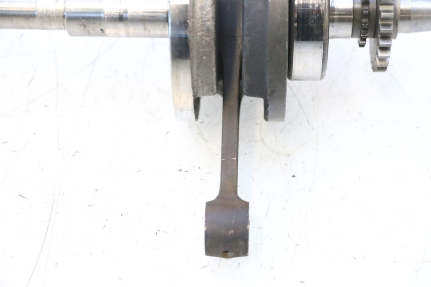 photo de KURBELWELLE PEUGEOT SATELIS COMPRESSOR K15 125 (2006 - 2009) - Oberflächenzustand und Material