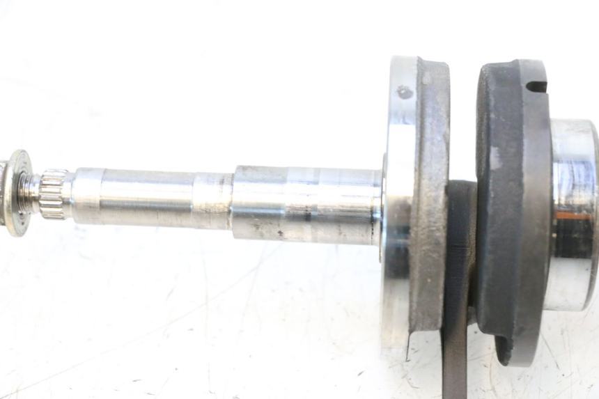 photo de KURBELWELLE PEUGEOT SATELIS COMPRESSOR K15 125 (2006 - 2009) - Kennzeichnungen und Originalreferenzen