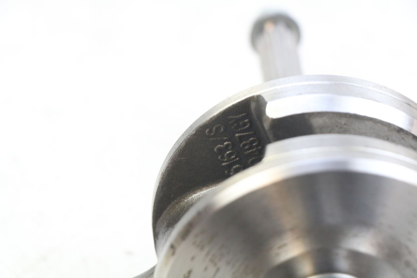 photo de KURBELWELLE PIAGGIO VESPA LXV 125 (2006 - 2009) - Details der Befestigungspunkte