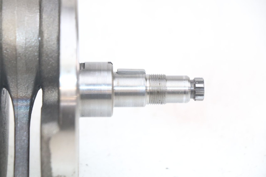 photo de KURBELWELLE DAELIM VJ ROADWIN FI 125 (2008 - 2017) - Details der Befestigungspunkte